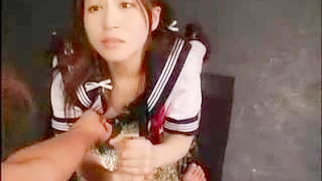 日本女学生野性口交和群交狂欢