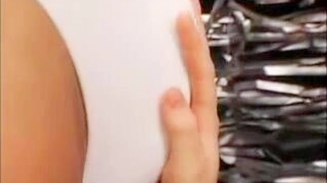 日本女学生野性口交和群交狂欢