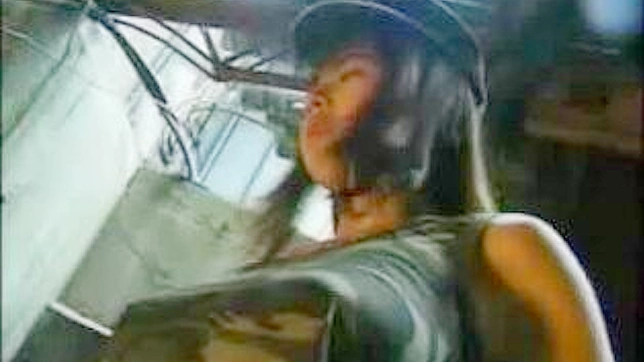 禁欲敌军与东方女兵的禁忌交欢