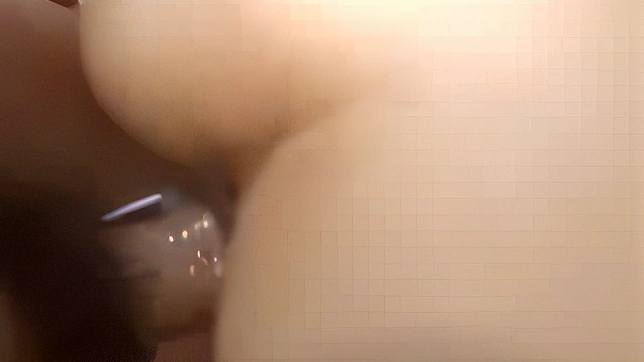 热辣日本女佣在酒店被陌生人狂做爱