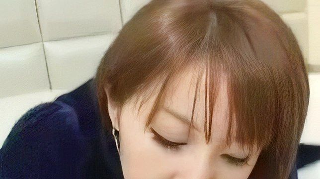 热辣日本女佣在酒店被陌生人狂做爱