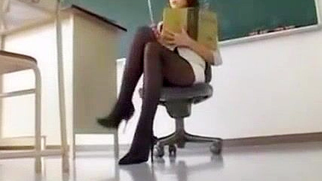 日本女学生的秘密欲望被揭露