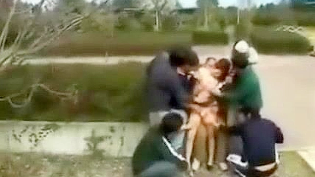 日本老师群交：亚洲幻想成真记