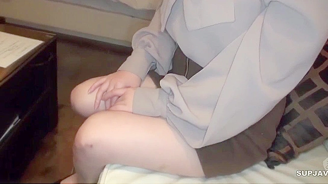 巨乳C罩杯与丰臀的日本业余护士高清视频