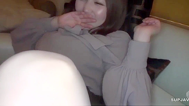 巨乳C罩杯与丰臀的日本业余护士高清视频