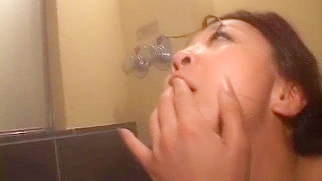 调皮老师远藤诗织的亚洲熟女业余口爱体验