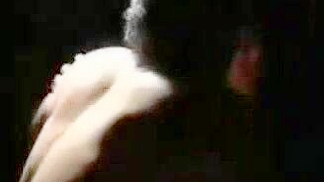 日本女教師與學生的狂野四人戰激情夜