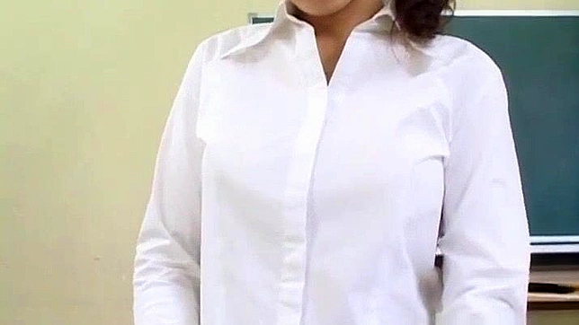 日本教师巨乳视角 amateur 成人色情片带射精特写