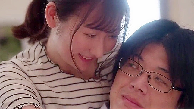 已婚熟女的绝对领域：无码丝袜深喉恋物癖表演