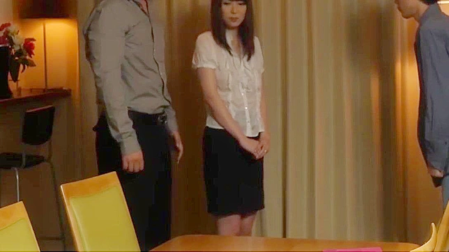 日本色情视频：Yui Hatano，大屁股多毛黑发美女高清版