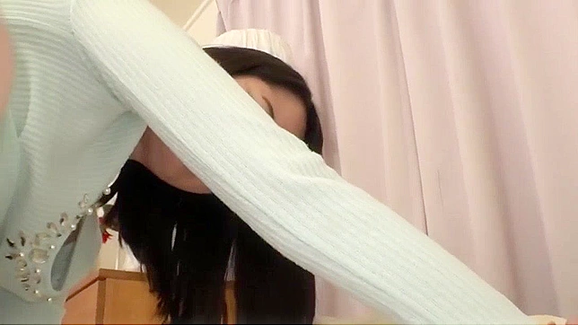 调皮女秘书被业余老公口交后射精灌溉