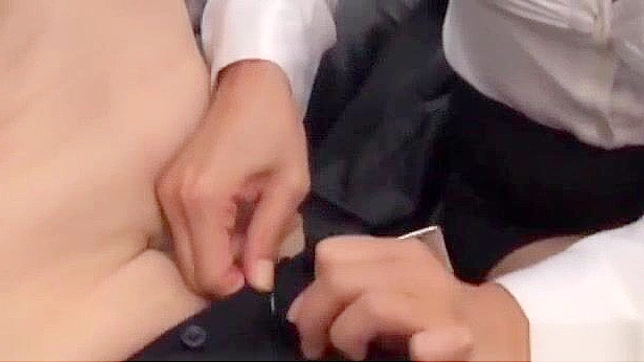 日本熟女在办公室玩大奶口交后被狠狠操射精