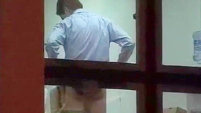 日本女职员五部曲深度后入激情体验