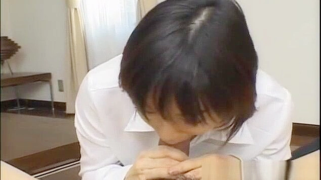 日本熟女Ruri安野偷情休息时的口技绝活！