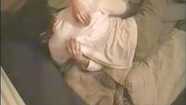 日本情侣在沙发上带来热辣激情性爱体验