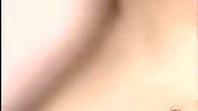 疯狂的钻孔裸体XXX椅子上狂干释放