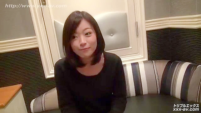 蒙眼亚洲淫娃的极致体验，充满诱惑狂野刺激