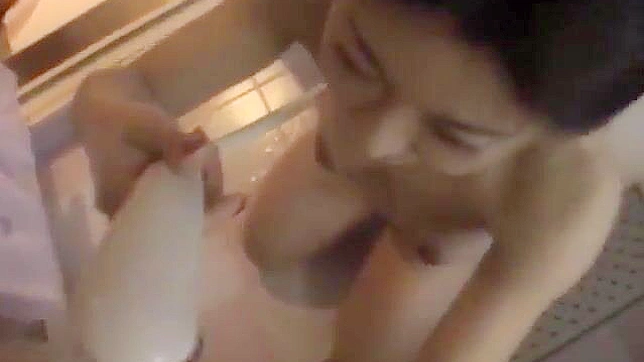 日本AV女神紧致阴道被肌肉男粗暴征服