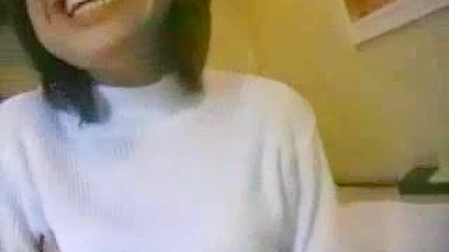 日本女孩在XXX惊悚片中奉上震撼口交体验