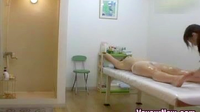 热辣亚洲美女按摩 精湛技巧带给你极致快感体验