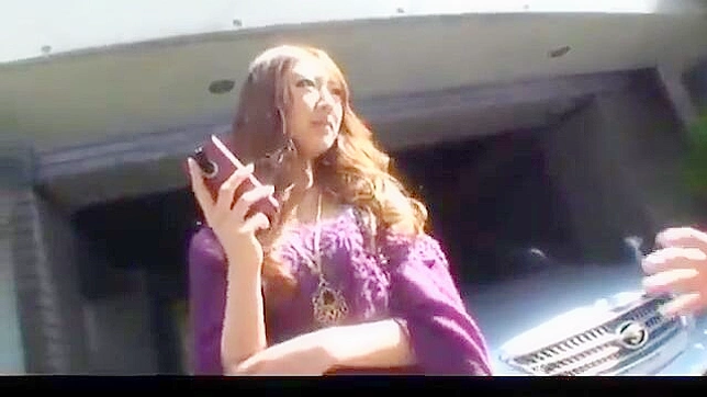 性感小妞被日本男人偷窥获得性快感
