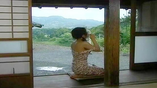 日本夫妇自制多种姿势性爱视频带甜蜜呻吟