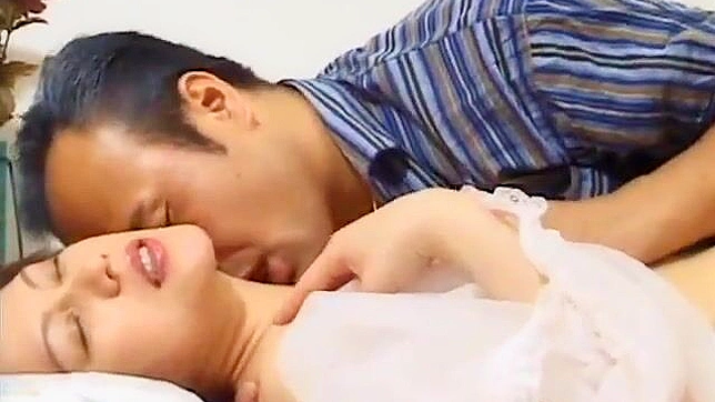 激情日本硬核淫交带销魂呻吟和狂野射精