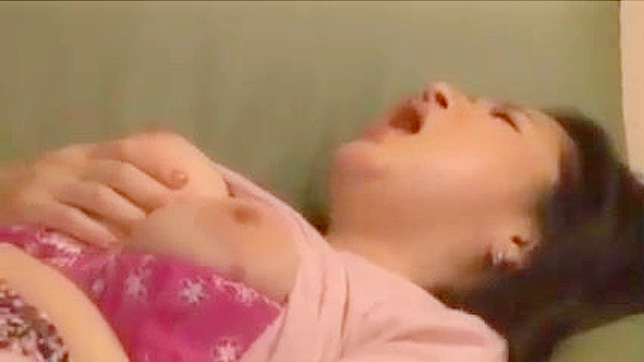 终极成人教程：熟女教导色情入门课程