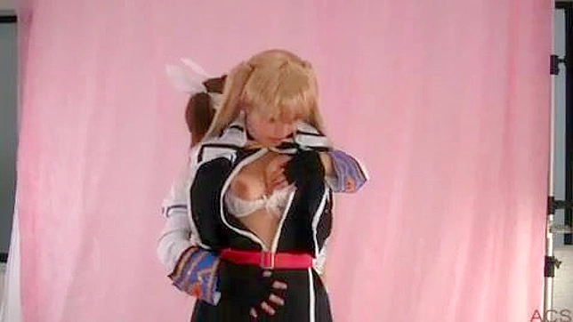 释放欲望，享受性感日本角色扮演色情片