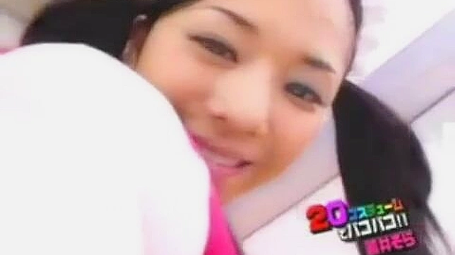 日本女孩刺激的奶交和震撼射精：