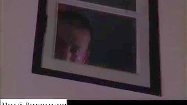 极度疯狂的日本女孩在家狂热性爱！