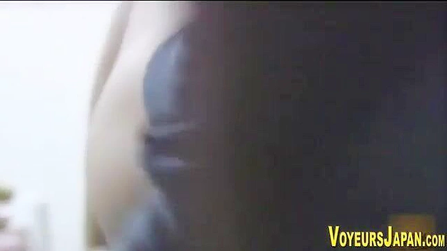极度淫荡的小亚裔婊子揉搓喷射X级快感！