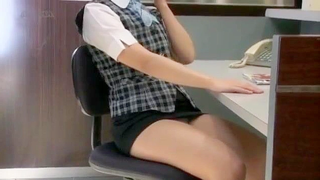 日本办公室女孩探索性感自慰的性爱愉悦