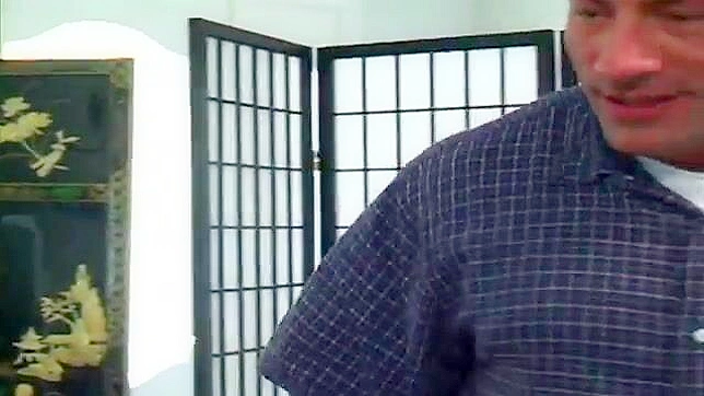 疯狂白人猛男征服日本美臀极致XXX快感!