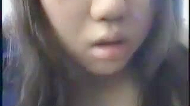 潜拍偷窥日本巴士上的激情时刻