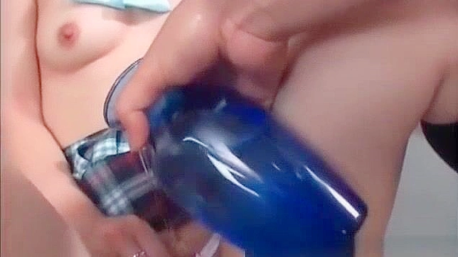 日本教师疯狂滥用色情视频释放！