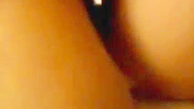 日本女教师奈奥被一群男人双穴插入体验