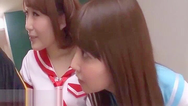 日本女学生与性感老师四人行 —全程无遮挡口爱！