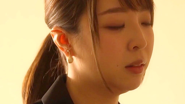 家庭黑暗秘密！日本父亲用绳索蜡烛鞭子训练女儿的剧情片