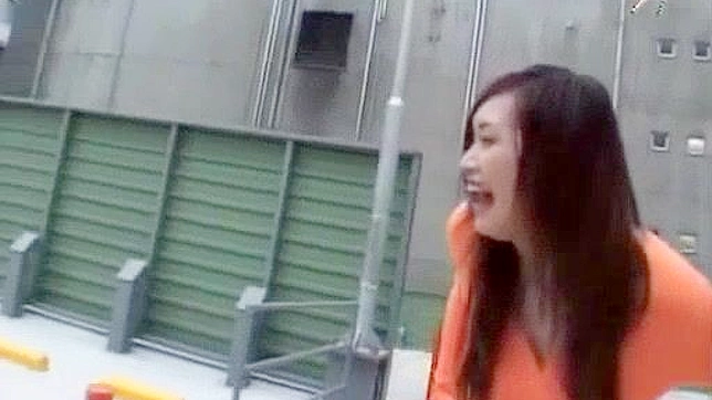 日本风骚美葵惠在户外JAV视频中的惊人表现～立即观看！