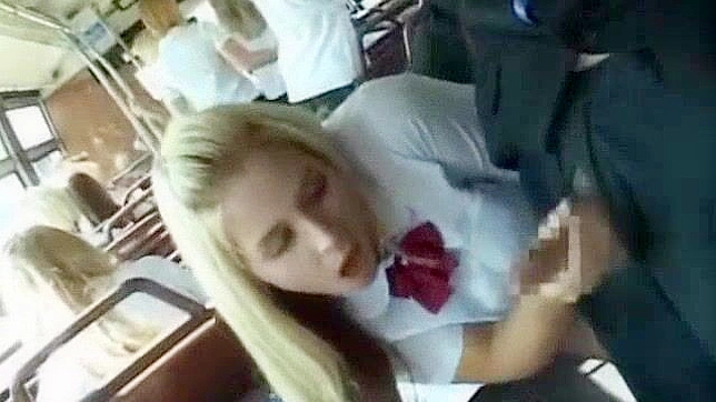 高清日式片~户外激情公共性爱视频中的极品日本妹纸