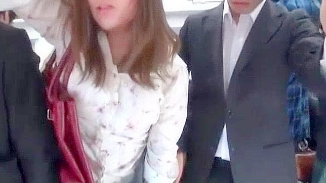 日本女孩狂野之夜 – 美崎明乃、牧香琴子和佐仓真奈的惊人自慰与口交JAV场景