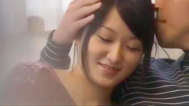 日本婊子夏川なつき与早美奈々在公共场所指交JAV视频