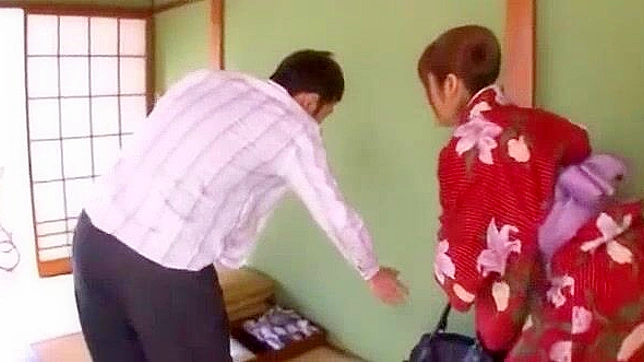 日本模特香崎栞里户外JAV最佳片段露屁眼特辑