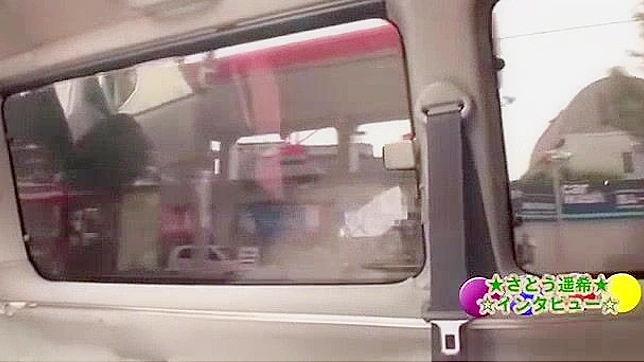 佐藤晴希在热辣日式JAV中的爆炸性手指大战