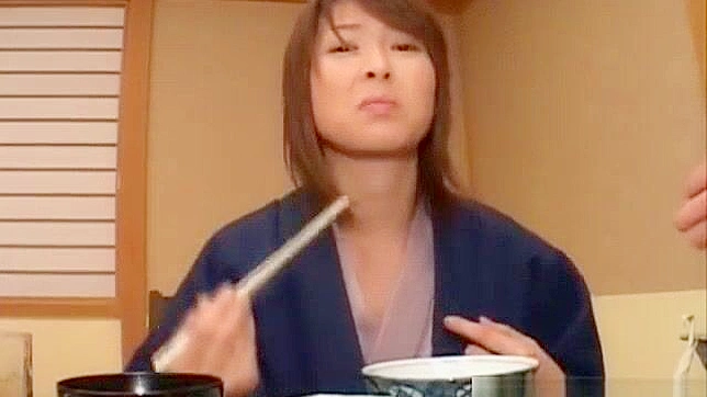 日本AV女优奈々夏目在热辣XXX视频中全裸出镜—第一部分