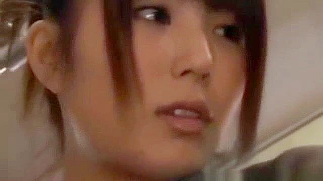 在公众场合，日本绳索捆绑亚洲美女的性爱场景第6部分