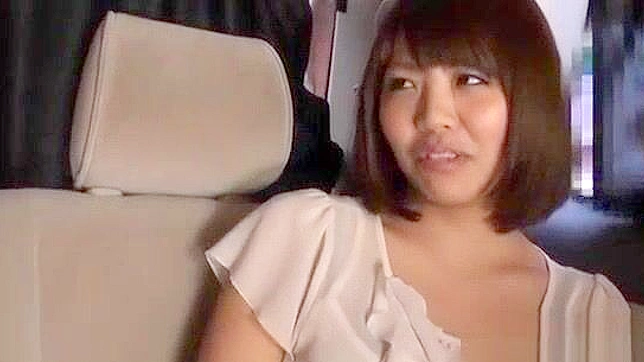 日本户外车中做爱的熟女乳交享受