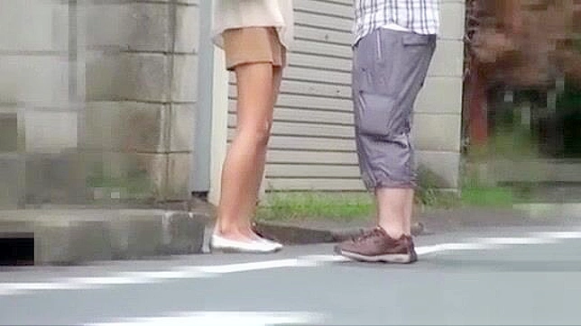 日本户外车中做爱的熟女乳交享受