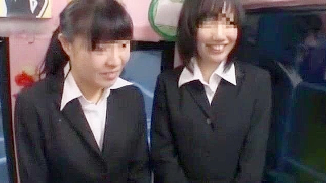 户外JAV场景中的日本美人令人惊艳